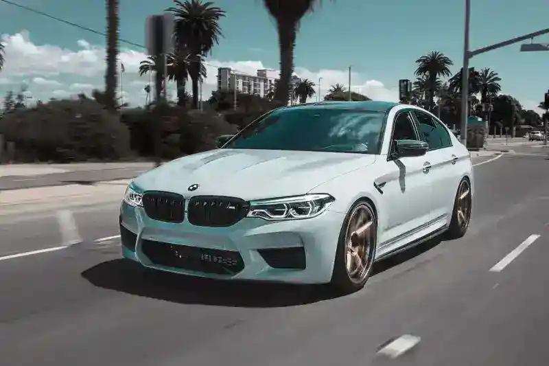 BMW M Performance